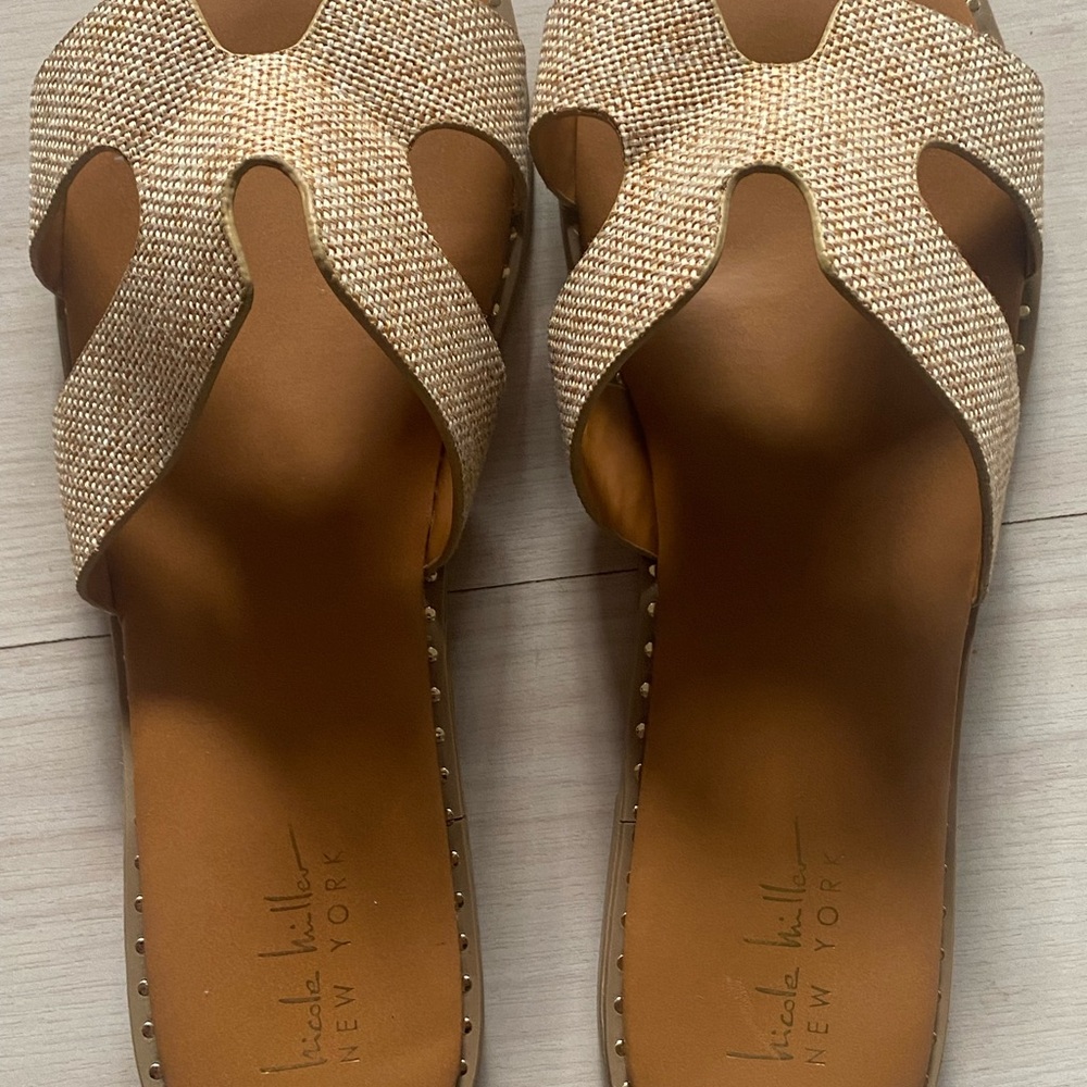 Nicole Miller Cream Slide Sandals with Woven Texture